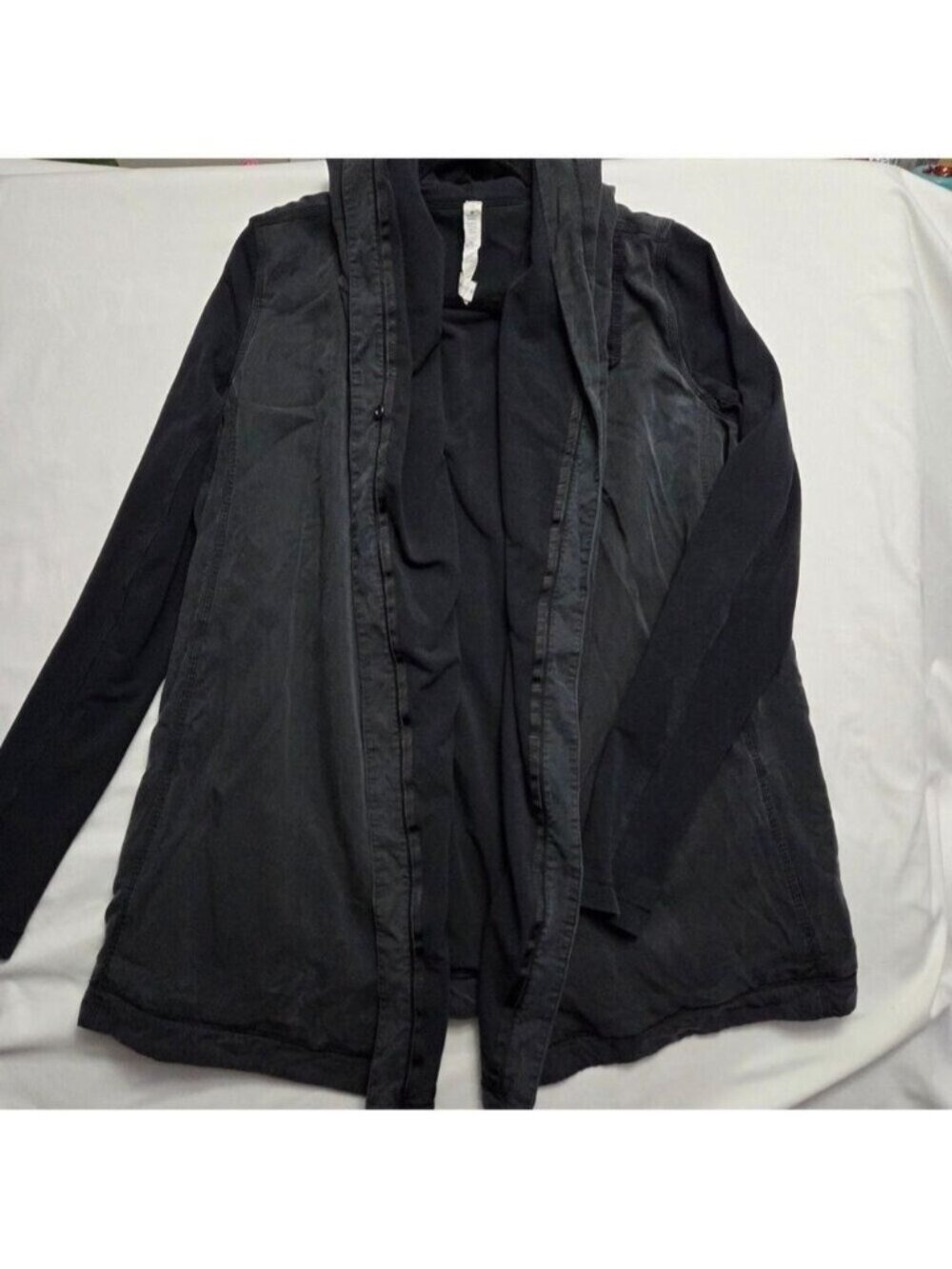 Lululemon Size 10 Black Hooded Wrap Jacket Cardigan